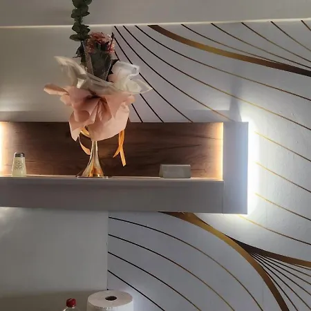 Centar 5 Star Ii شقة كرالييفو