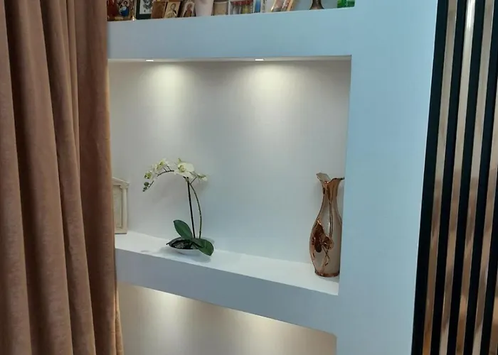 Centar 5 Star Ii * كرالييفو